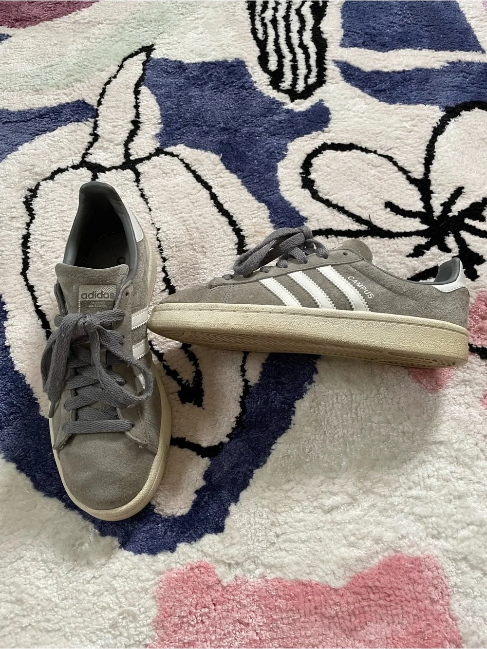 Adidas Campus grey suede sneakers men's 4.5 (fits women's size 6 too)